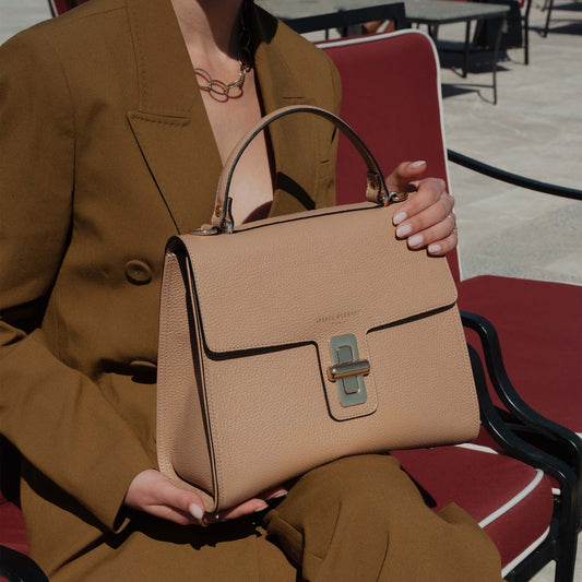 Femme Forte Simone Midi beige leather handbag calfskin leather - - Isabel Bernard