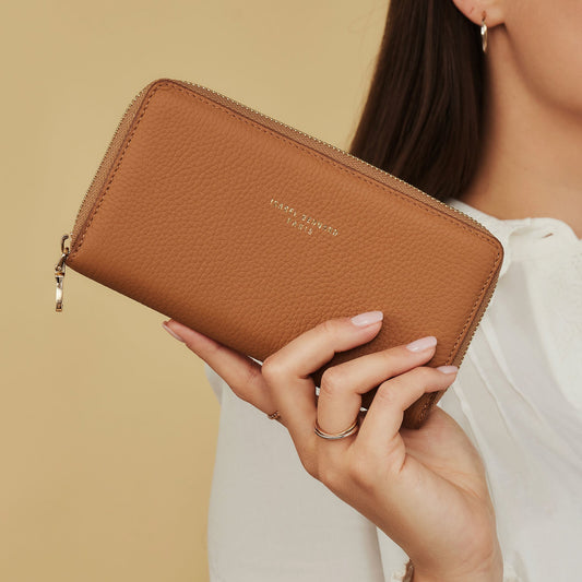 Honoré Léa camel calfskin leather zipper wallet - - Isabel Bernard