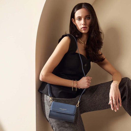 Femme Forte Kim blue calfskin leather crossbody bag - - Isabel Bernard