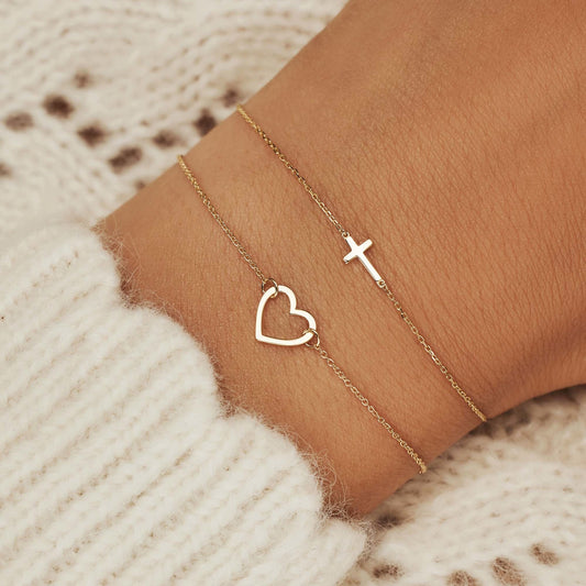 Monceau Solange 14 karat gold bracelet with cross - - Isabel Bernard