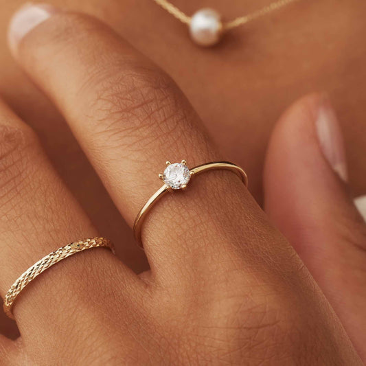 Le Marais Abelle 14 karat gold ring with zirconia stone - - Isabel Bernard