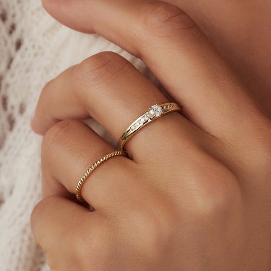 Rivoli Selene 14 karat gold ring - - Isabel Bernard