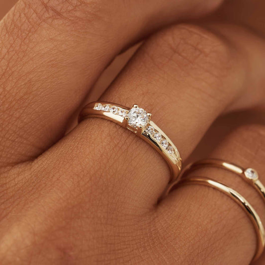 Le Marais Estée 14 karat gold ring with zirconia stones - - Isabel Bernard