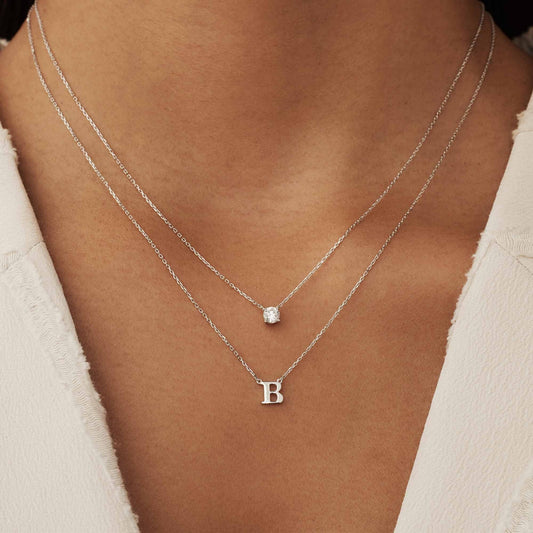 Saint Germain Chloé 14 karat white gold initial collier with letter - - Isabel Bernard