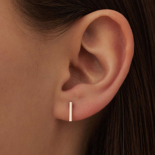 Le Marais Rosalie 14 karat gold ear studs with rod - - Isabel Bernard