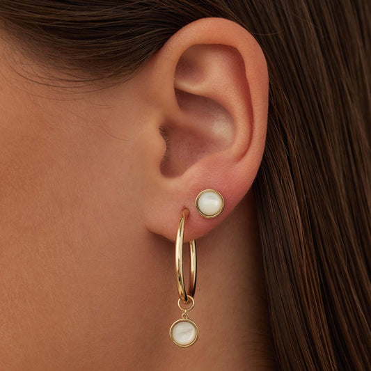 Belleville Marguerite 14 karat gold ear studs with mother of pearl gemstone - - Isabel Bernard