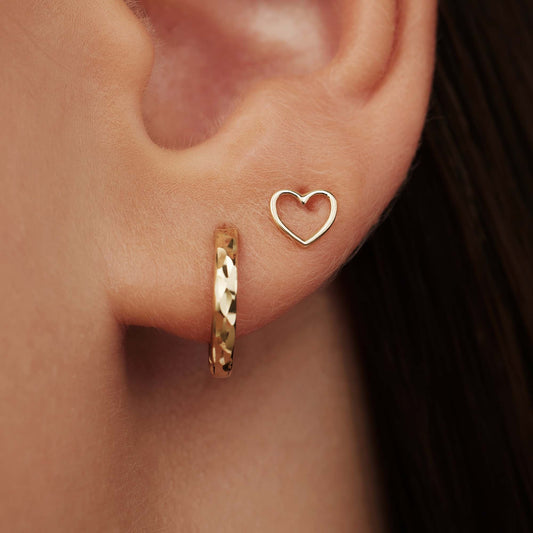 Belleville Amore 14 karat gold ear studs with heart - - Isabel Bernard