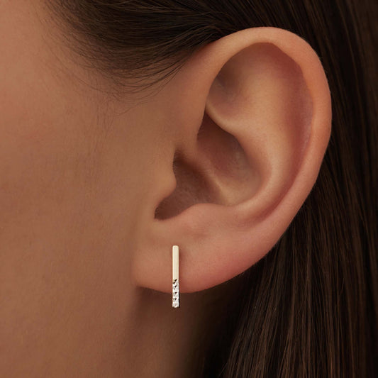 Le Marais Alice 14 karat gold ear studs with diamond cut - - Isabel Bernard