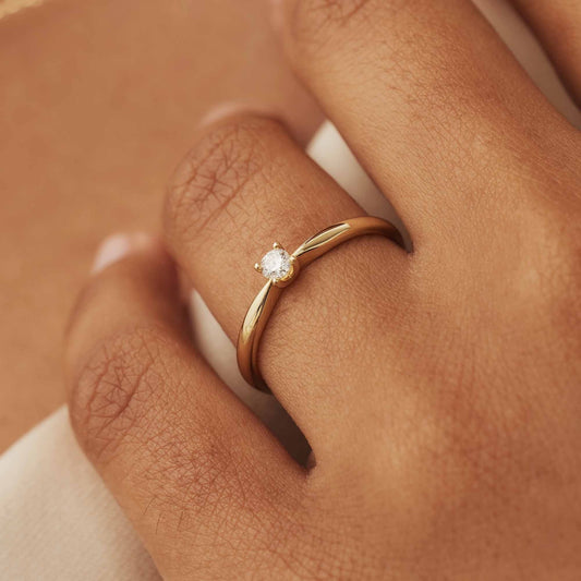 De la Paix Sybil 14 karat gold ring with diamond 0.10 carat - - Isabel Bernard