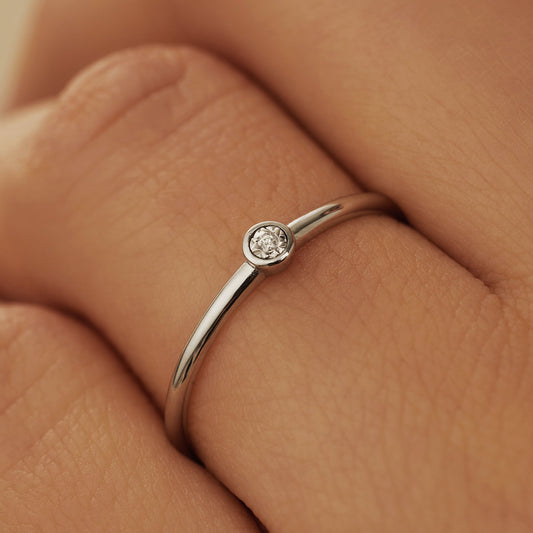 De la Paix Inaya 14 karat white gold ring with diamond 0.01 carat - - Isabel Bernard