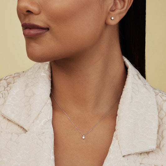 Cadeau d'Isabel 14 karat white gold necklace and ear studs gift set with diamond 0.30 carat - - Isabel Bernard