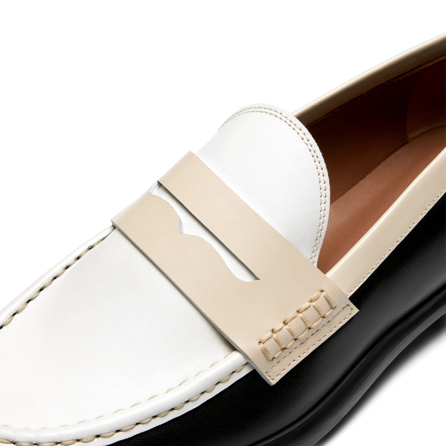 Vendôme Blandine black and white calfskin leather loafers with white details -  - Isabel Bernard