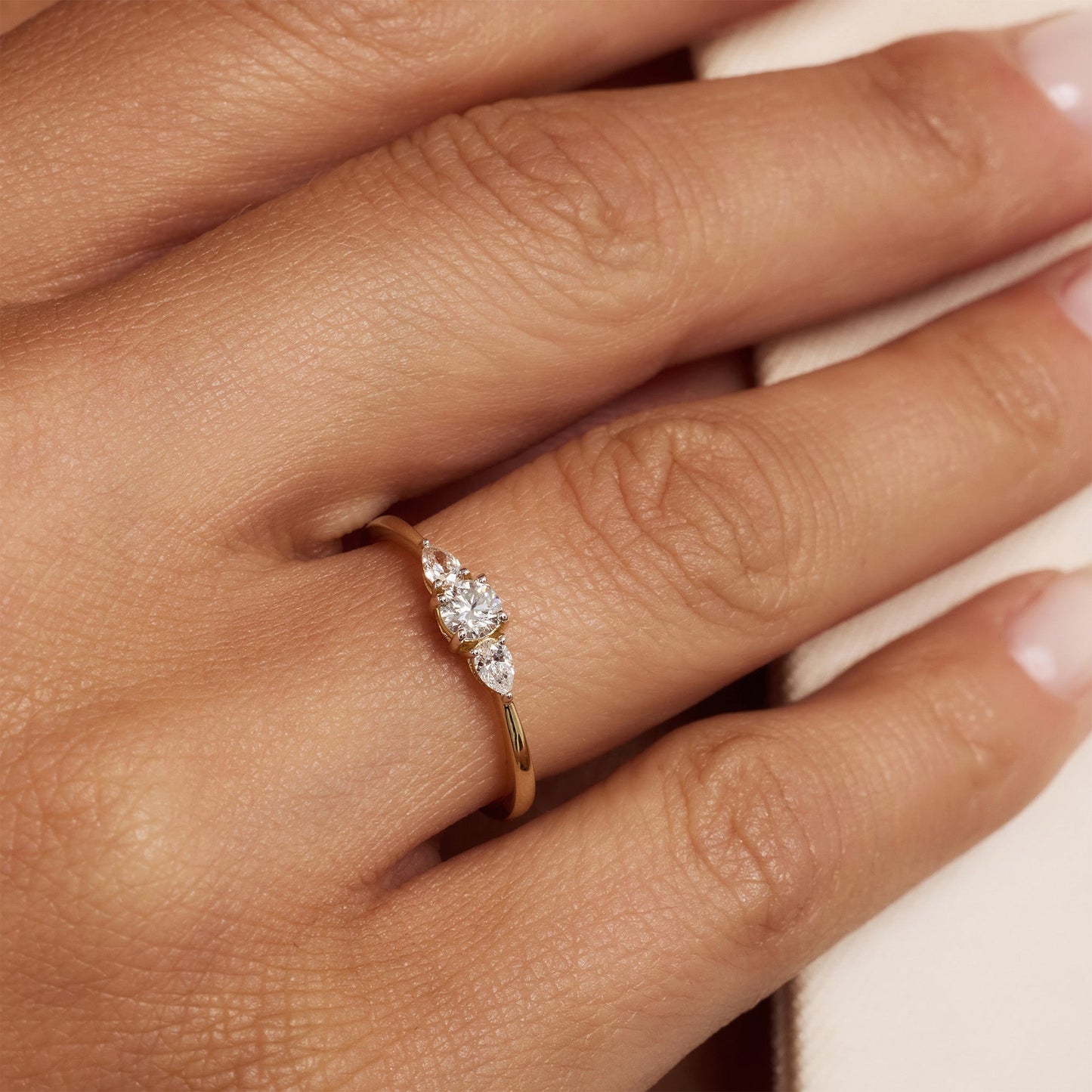 De la Paix Nancy 14 karat gold ring with diamond 0.17 carat - - Isabel Bernard