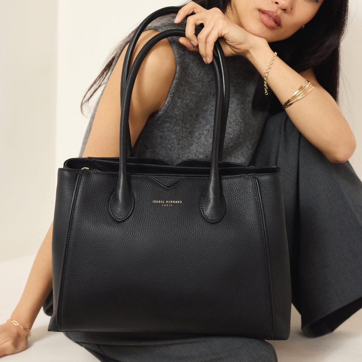 Honoré Cloe black calfskin leather handbag - - Isabel Bernard