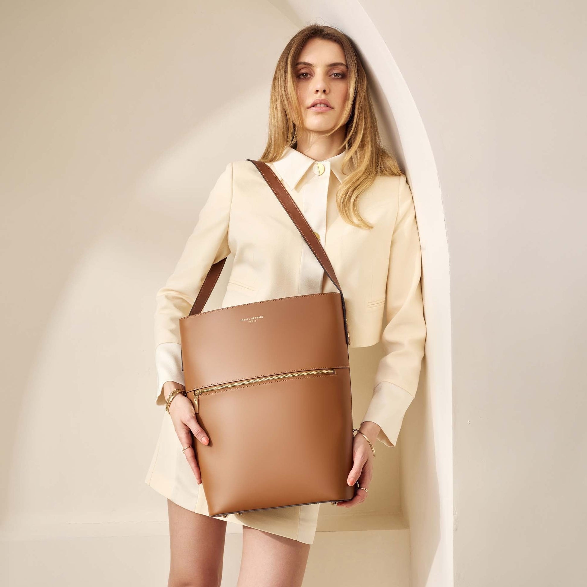Honoré Flora camel calfskin leather shoulder bag with laptop compartment -  - Isabel Bernard