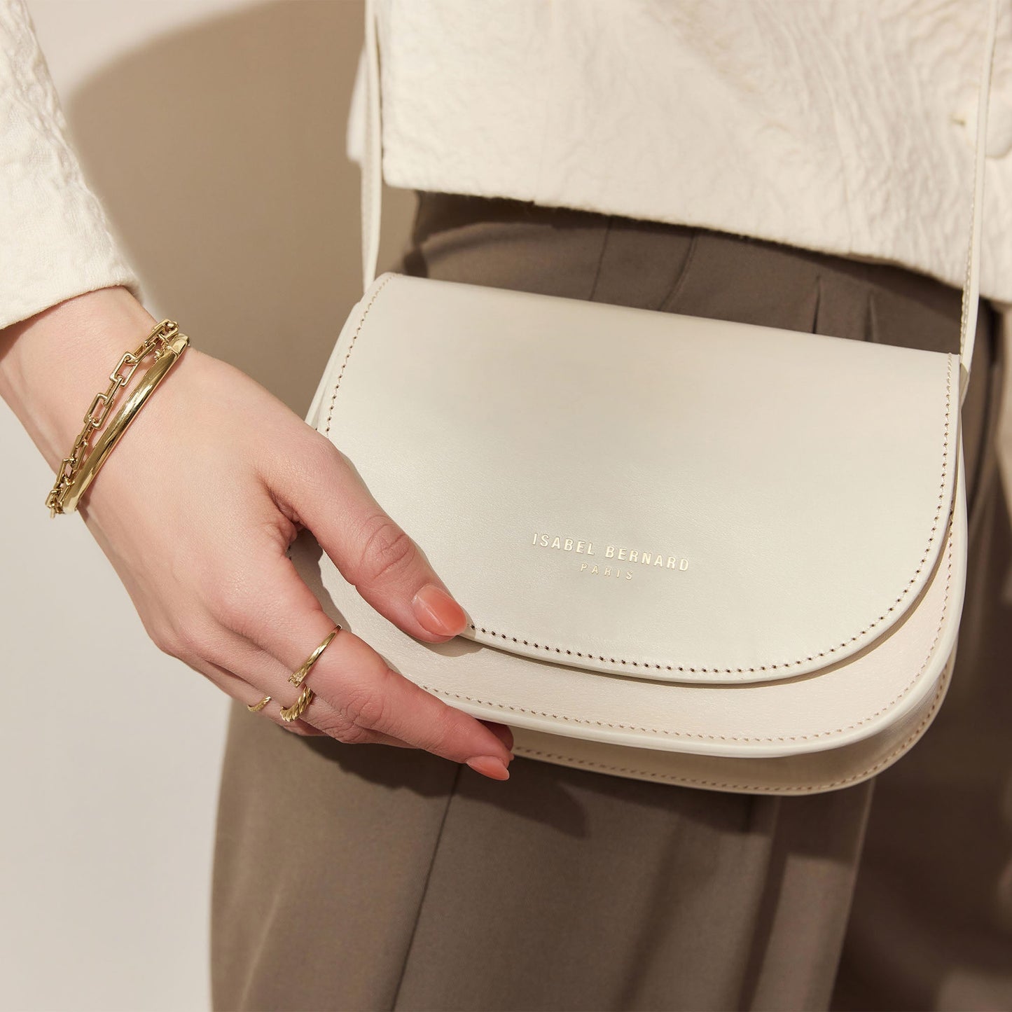 Montmartre Manon cream vegetable tanned leather crossbody bag -  - Isabel Bernard