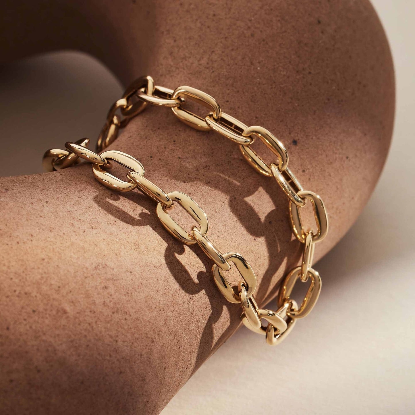 Aidee Ìrene 14 karat gold link bracelet with round chains -  - Isabel Bernard
