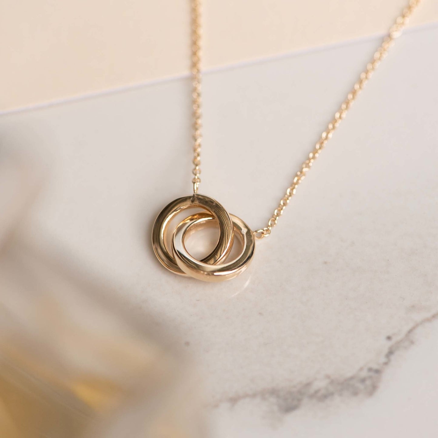 Le Marais Zoë 14 karat gold necklace with two rings -  - Isabel Bernard