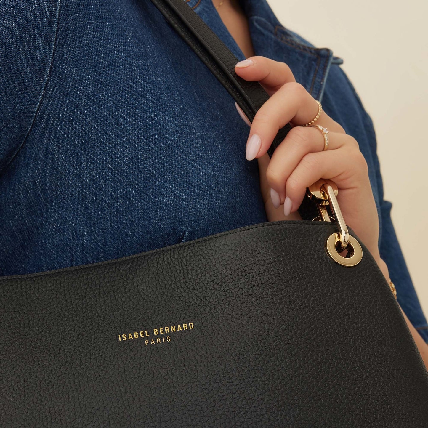 Femme Forte Annabelle black calfskin leather shoulder bag -  - Isabel Bernard