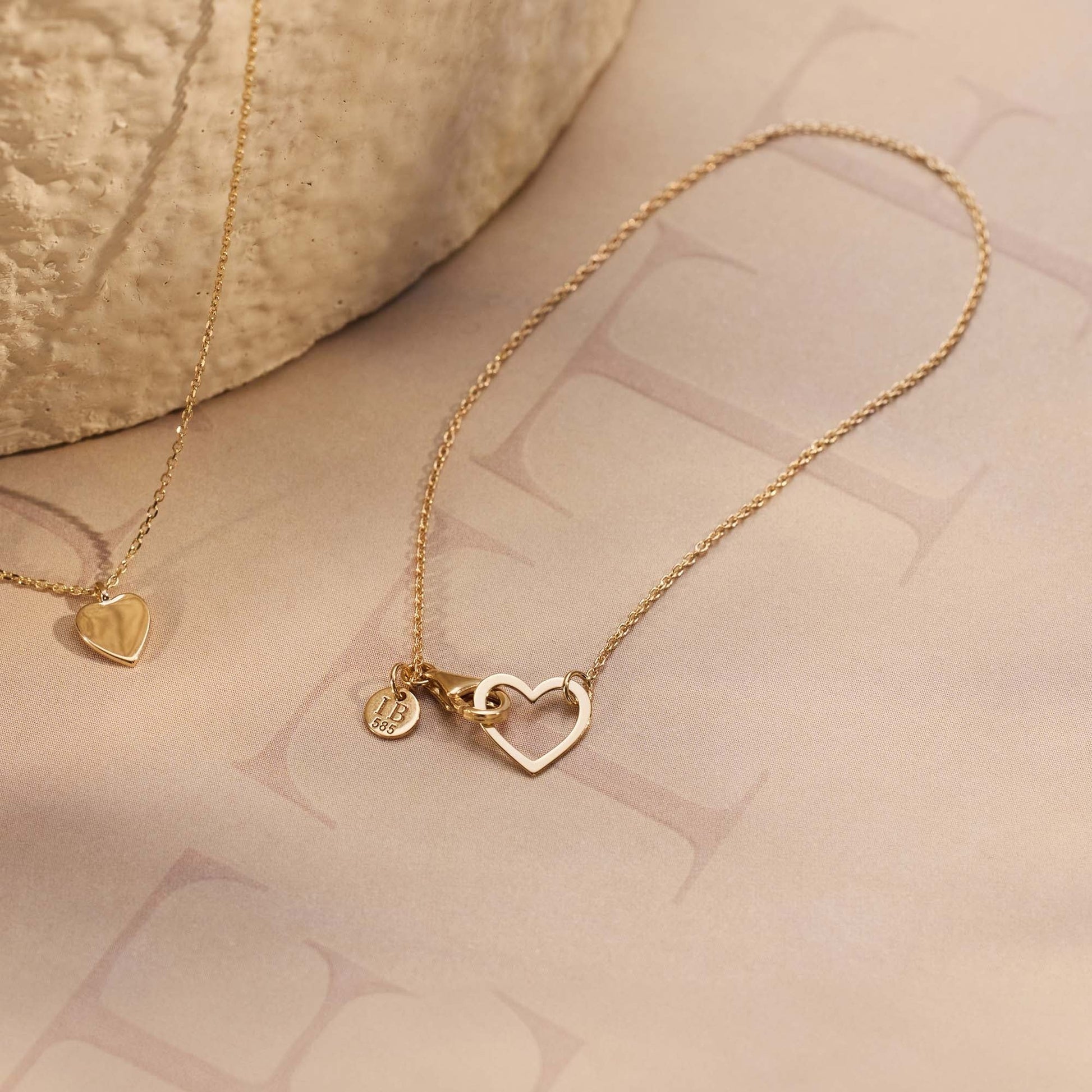 Belleville Amore 14 karat gold bracelet with heart -  - Isabel Bernard