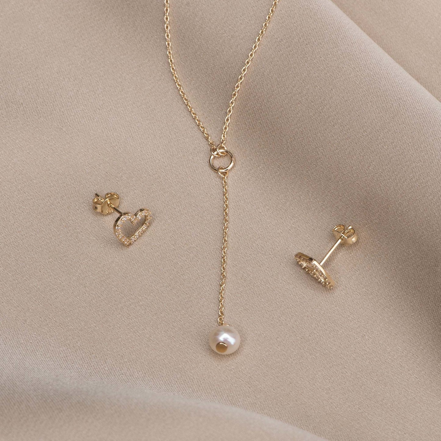 Belleville Luna 14 karat gold necklace with freshwater pearl -  - Isabel Bernard