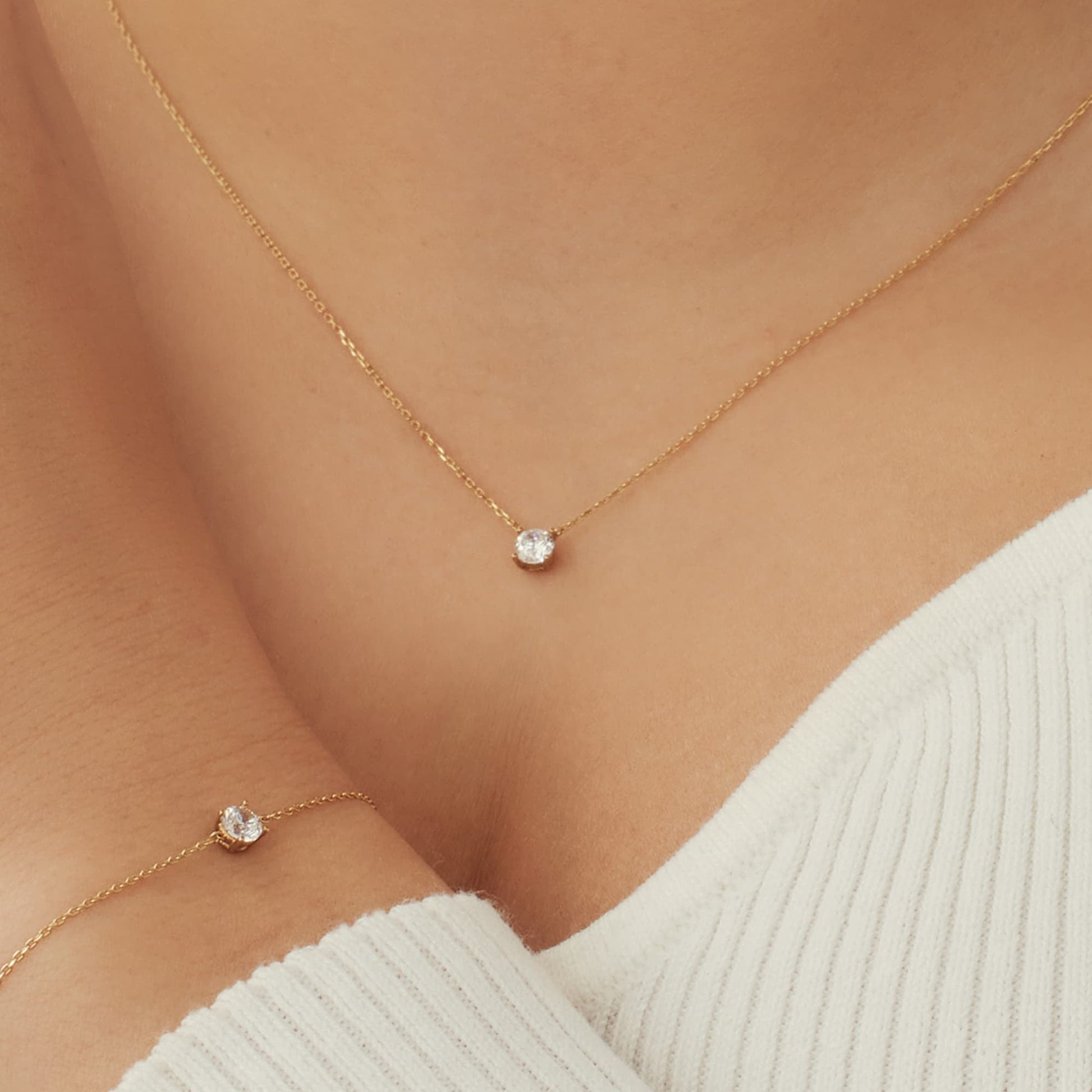 Cadeau d'Isabel 14 karat gold necklace and bracelet with zirconia stone gift set - - Isabel Bernard