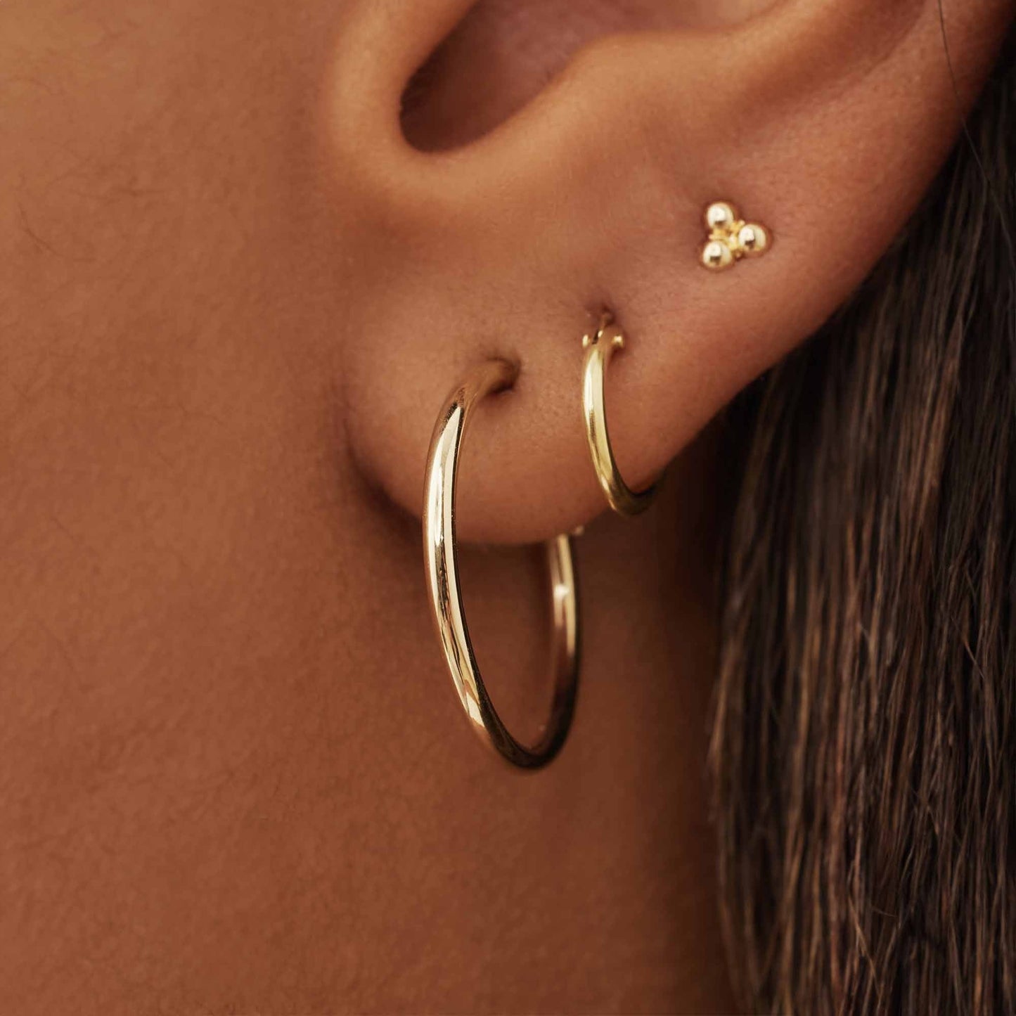 Le Marais Cerise 14 karat gold hoop earrings 18 mm -  - Isabel Bernard