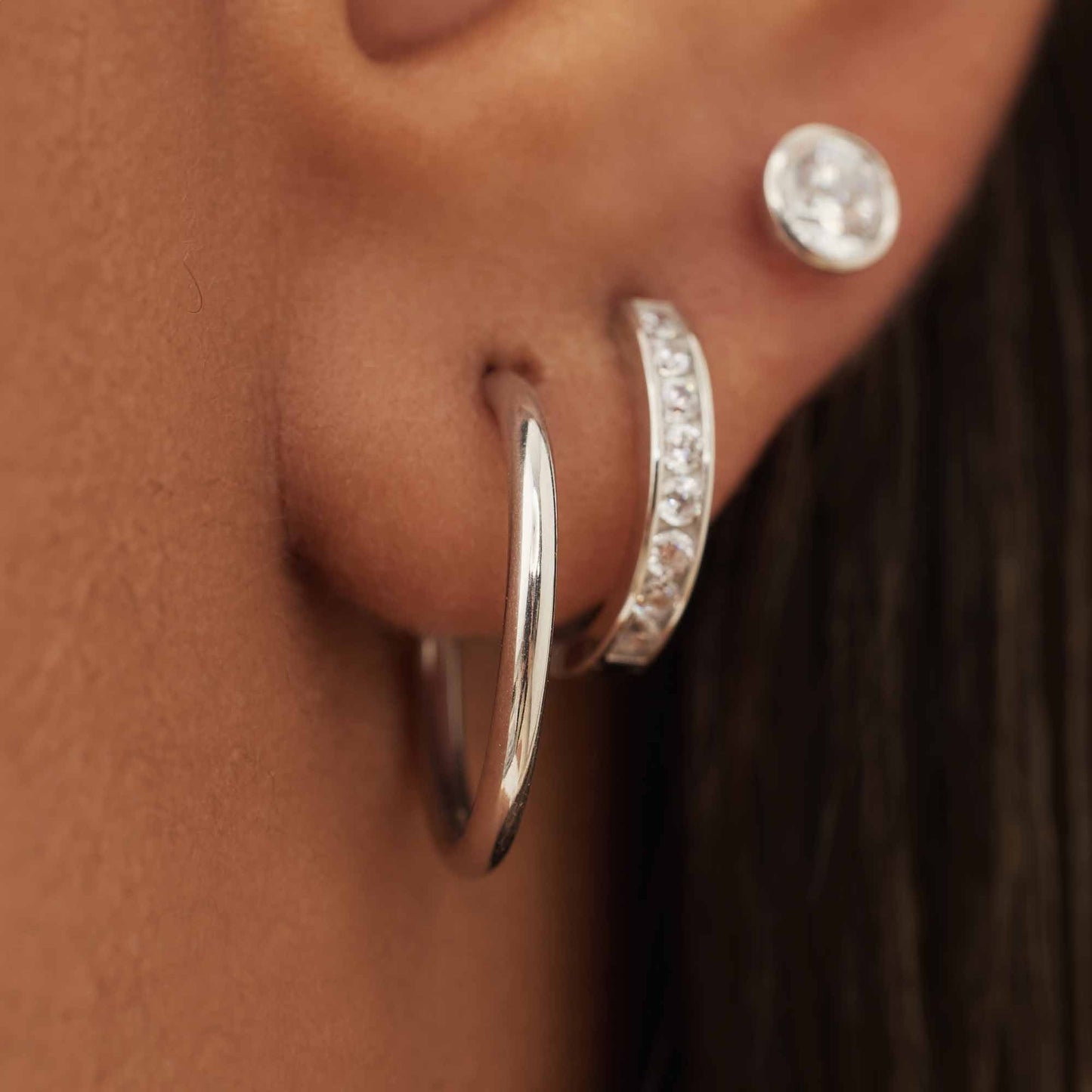 Saint Germain Cerise 14 karat white gold hoop earrings (18 mm) -  - Isabel Bernard