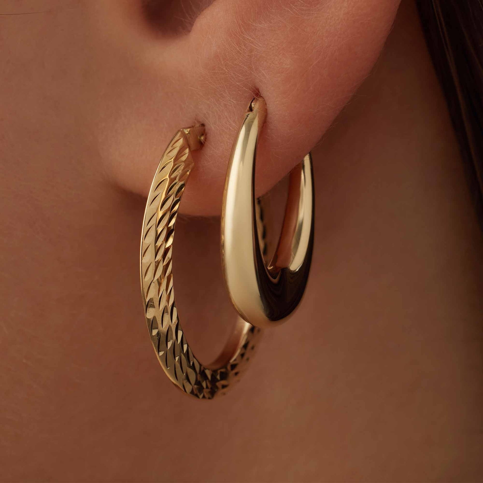 Rivoli Lily 14 karat gold hoop earrings -  - Isabel Bernard