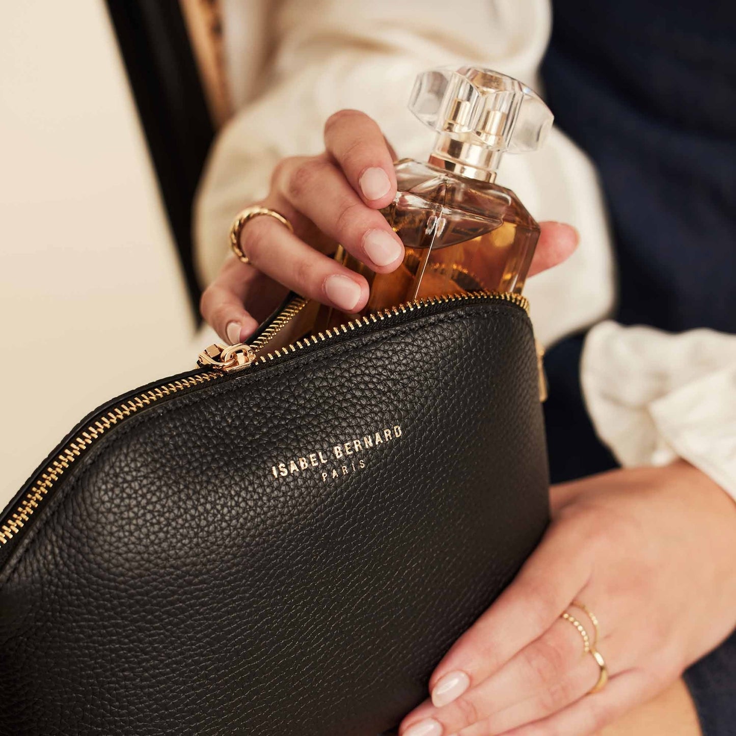 Honoré Brunelle black calfskin leather toiletry bag -  - Isabel Bernard