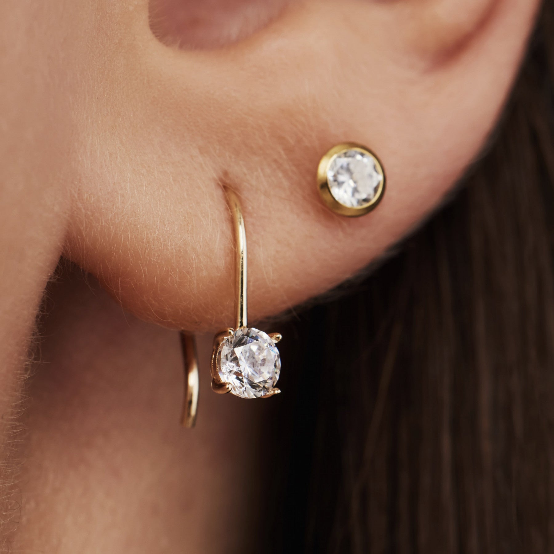 Cadeau d'Isabel 14 karat gold earring set with zirconia stones -  - Isabel Bernard