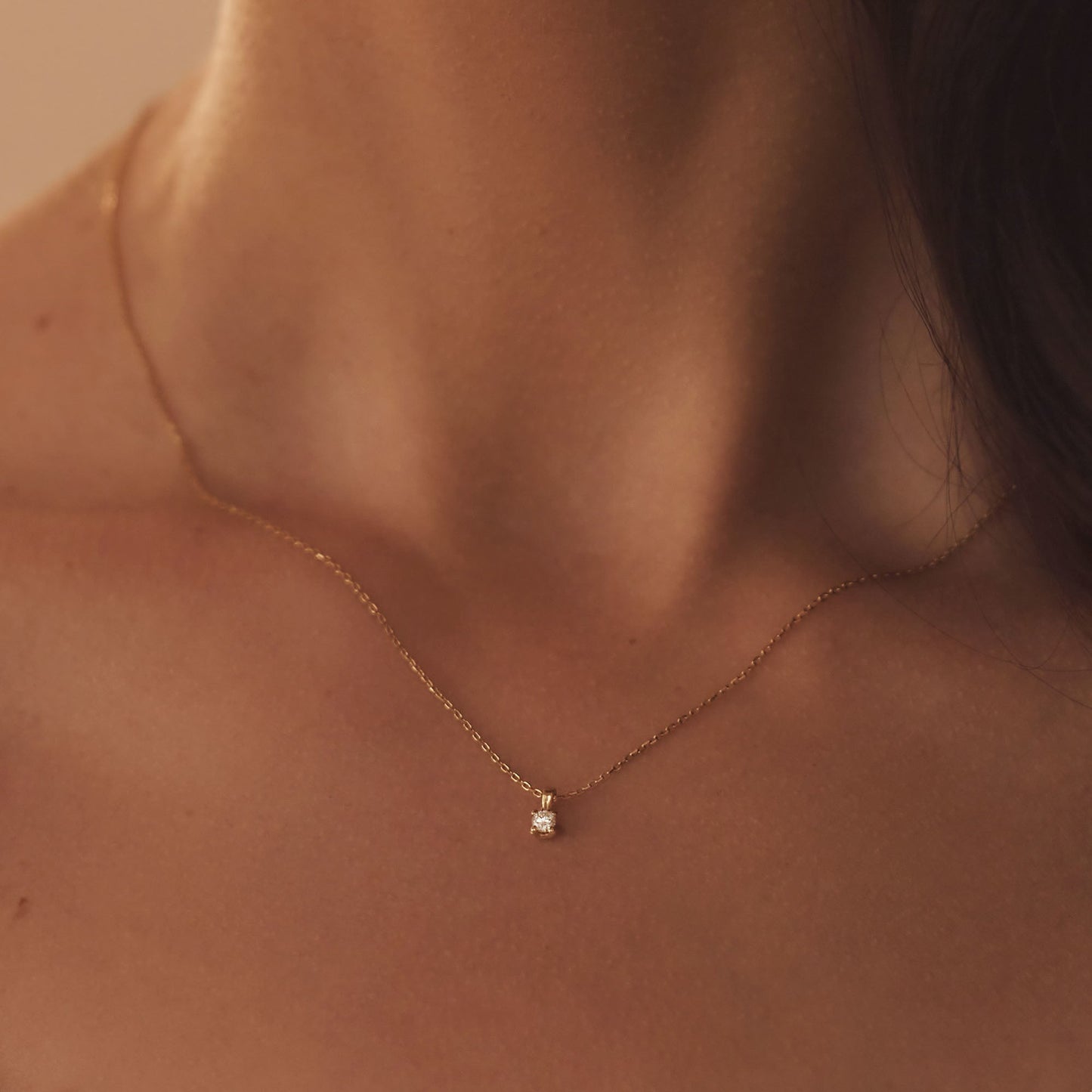 De la Paix Celesse 14 karat gold necklace with diamond 0.07 carat -  - Isabel Bernard