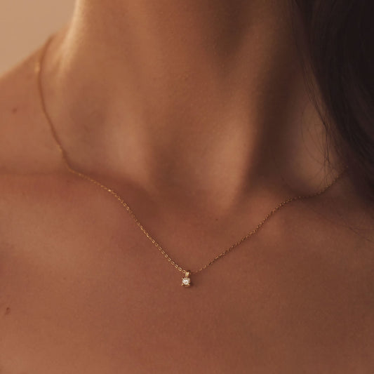 De la Paix Celesse 14 karat gold necklace with diamond 0.07 carat -  - Isabel Bernard