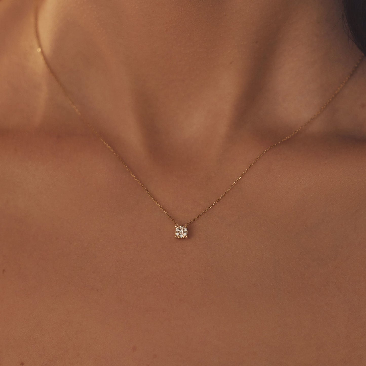 De la Paix Hanaé 14 karat gold necklace with diamond 0.08 carat -  - Isabel Bernard