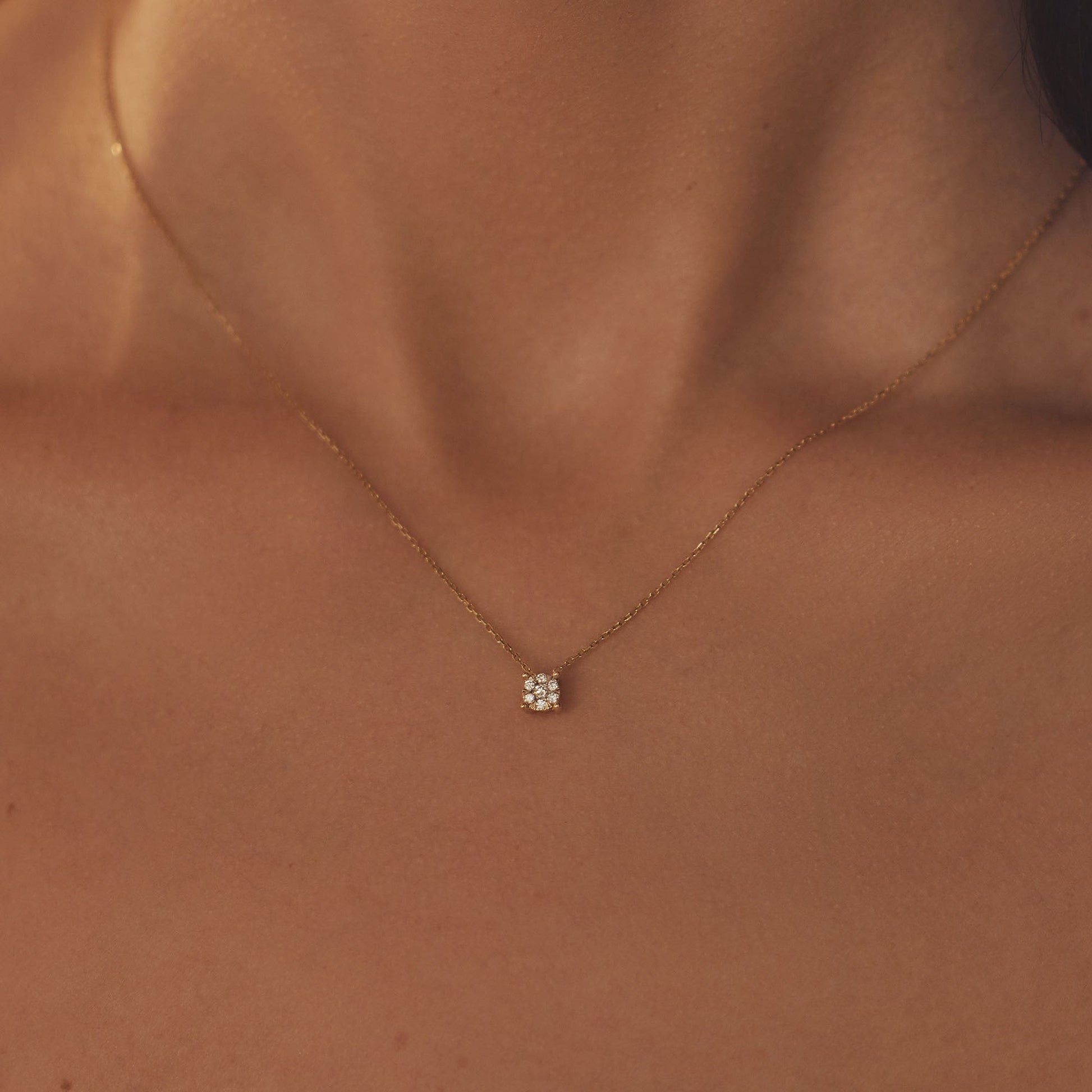 De la Paix Hanaé 14 karat gold necklace with diamond 0.08 carat -  - Isabel Bernard