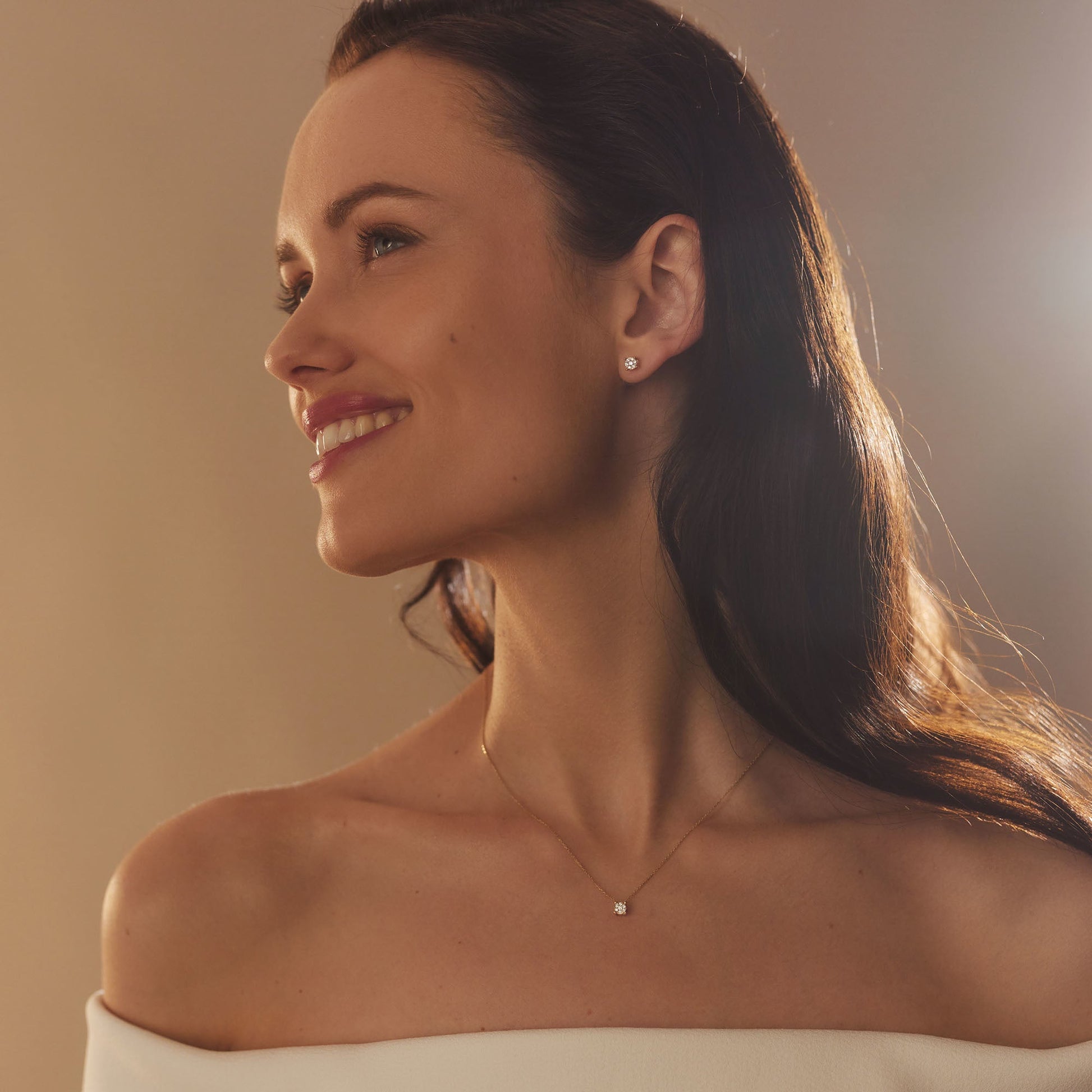 De la Paix Hanaé 14 karat gold stud ear studs with diamond 0.16 carat -  - Isabel Bernard